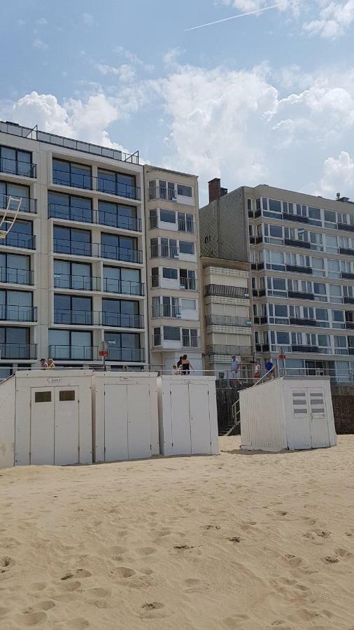Zeedijk 241, Uitzicht Op Zee, Vue Sur La Mer Koksijde Dış mekan fotoğraf