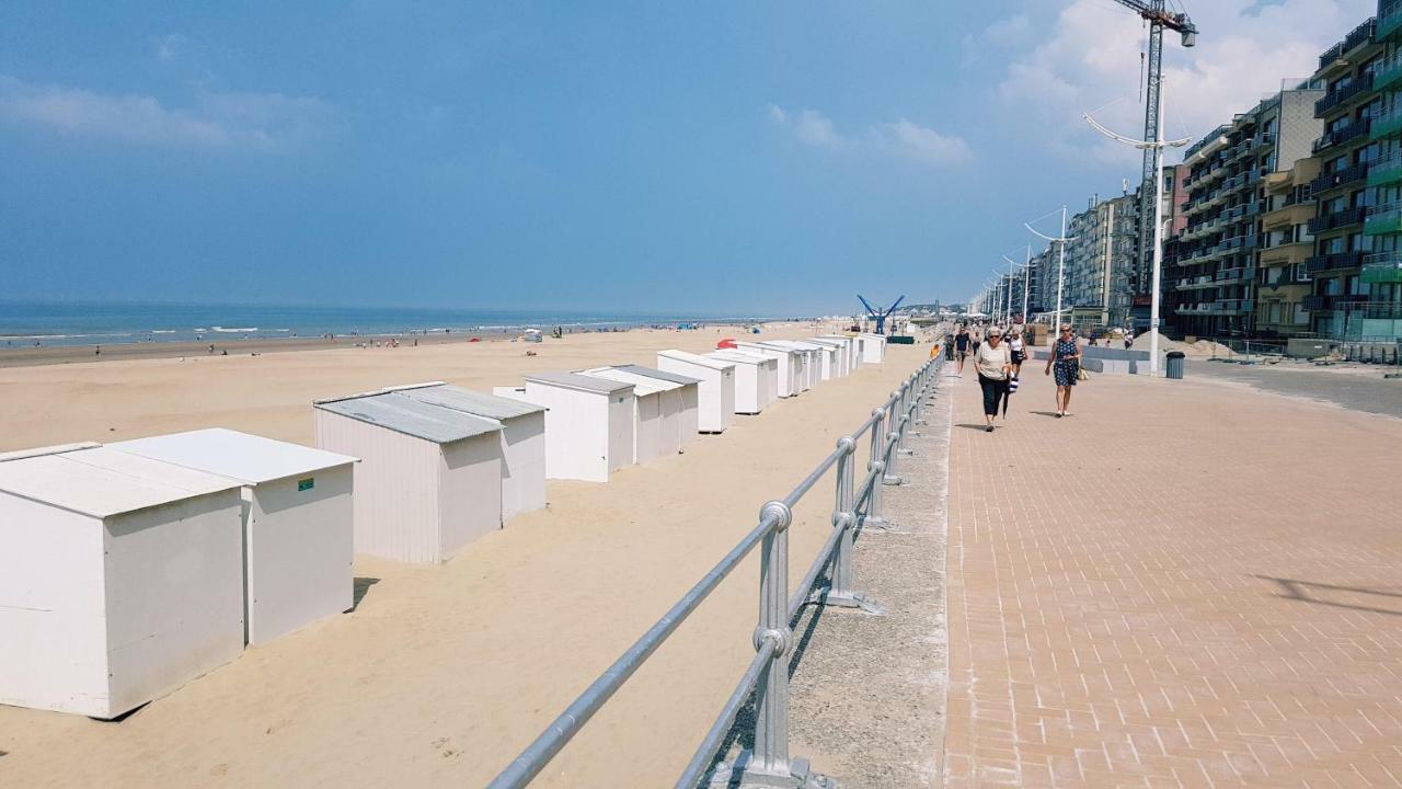 Zeedijk 241, Uitzicht Op Zee, Vue Sur La Mer Koksijde Dış mekan fotoğraf