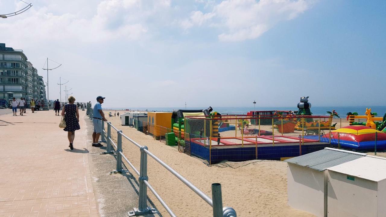 Zeedijk 241, Uitzicht Op Zee, Vue Sur La Mer Koksijde Dış mekan fotoğraf